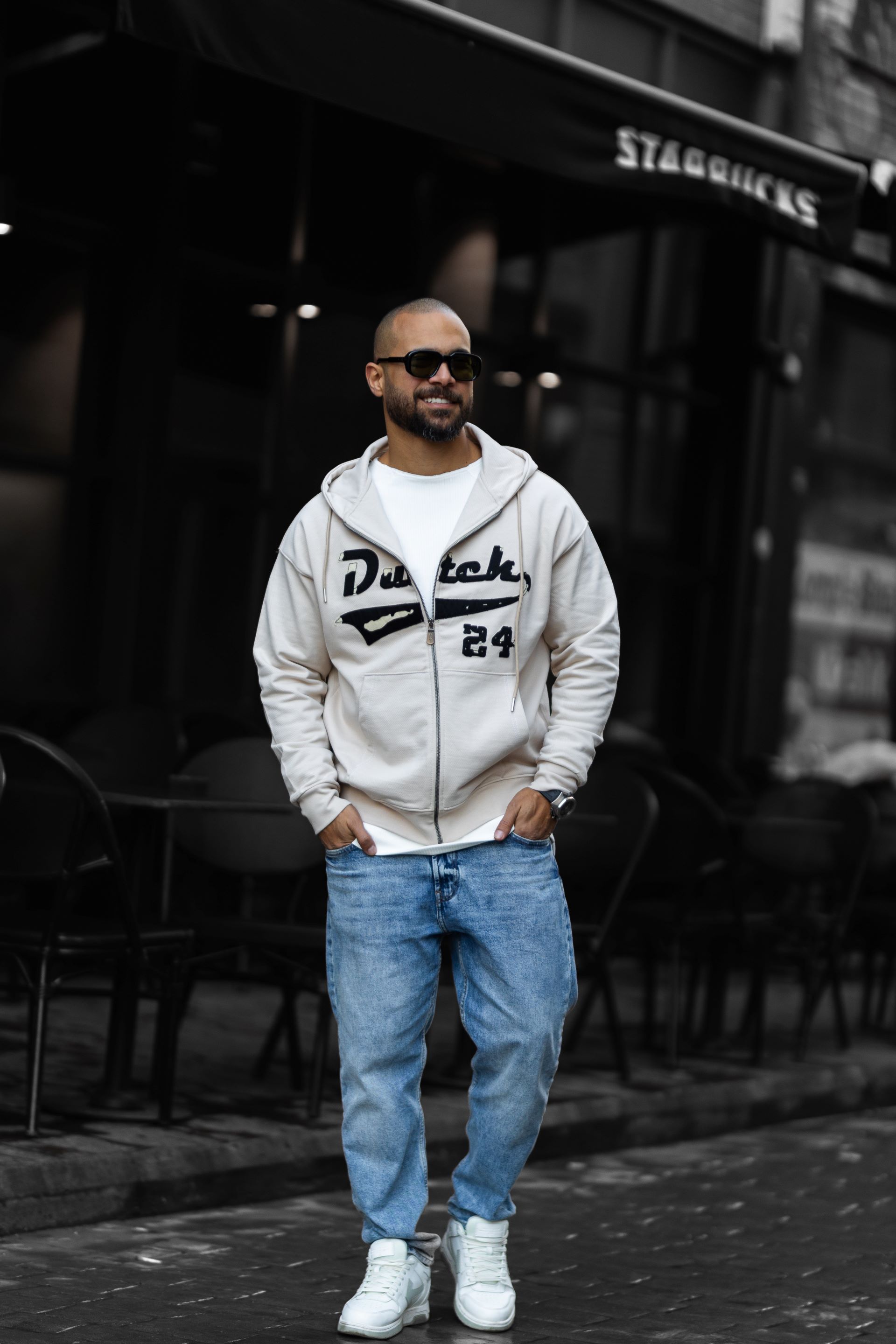 Sweat Shirt