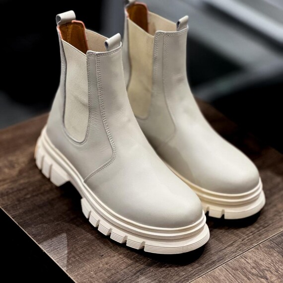 https://www.thedutchline.seqsolve.com/products/shoes-20