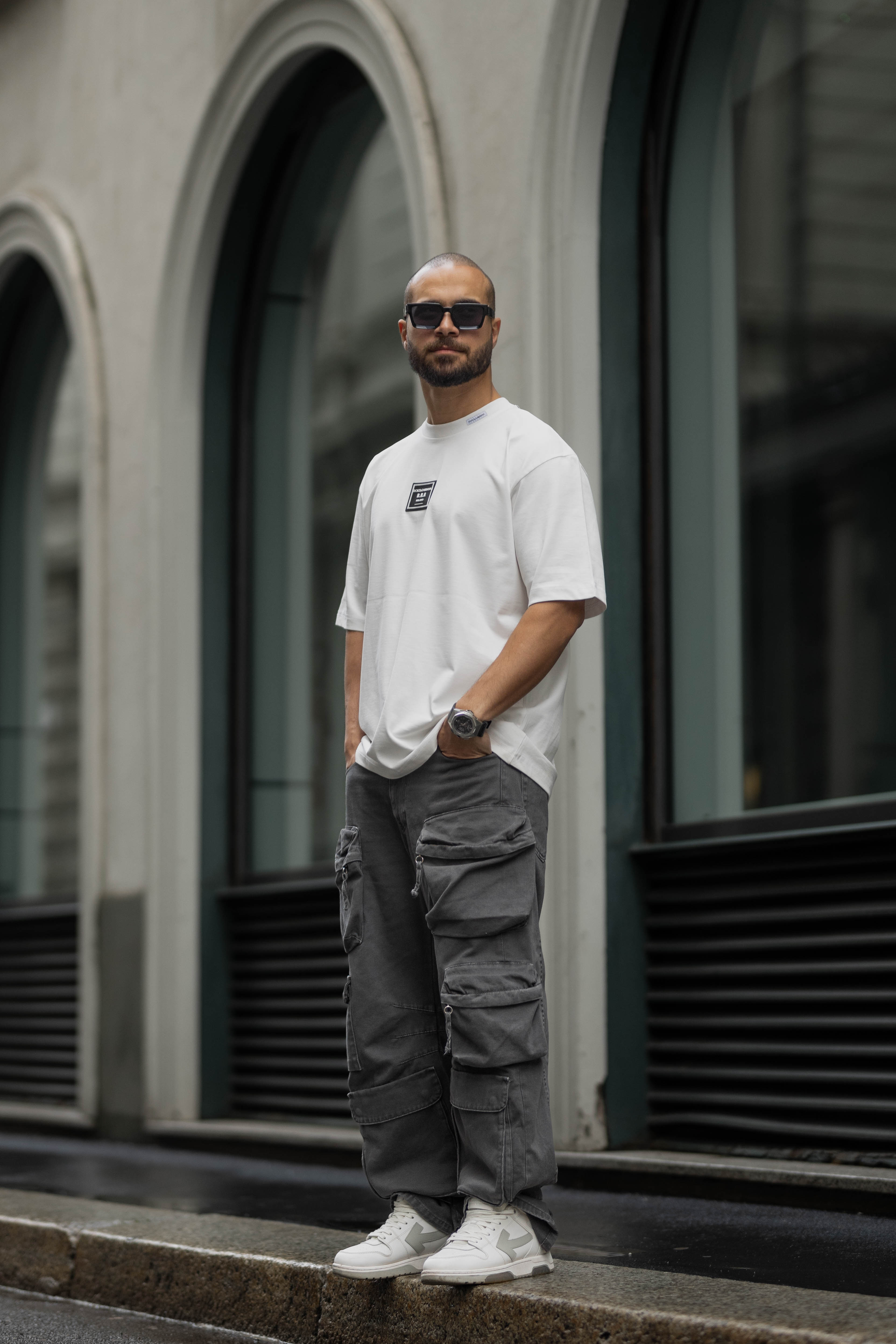 Oversize T-shirt with Logo on center